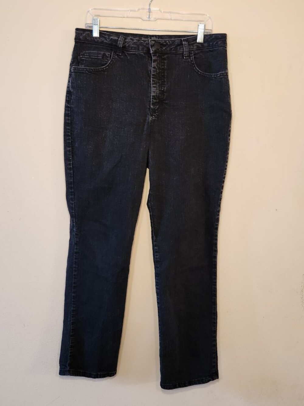 Lee relaxed fit, straight leg, high rise black jeans size 14